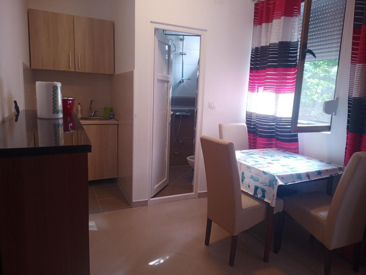 Apartment Spuza อุลซิน ภายนอก รูปภาพ