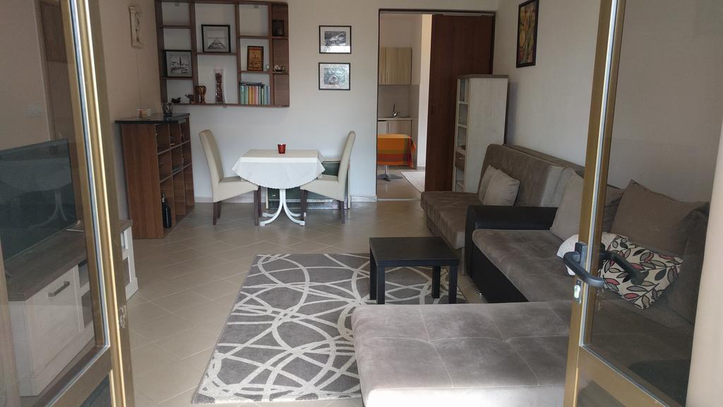 Apartment Spuza อุลซิน ภายนอก รูปภาพ