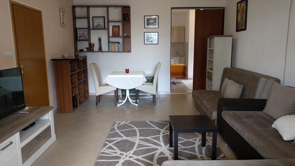Apartment Spuza อุลซิน ภายนอก รูปภาพ
